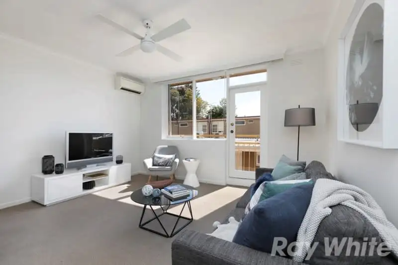 Main view of Homely apartment listing, 10/8 Avoca Avenue, Elwood VIC 3184