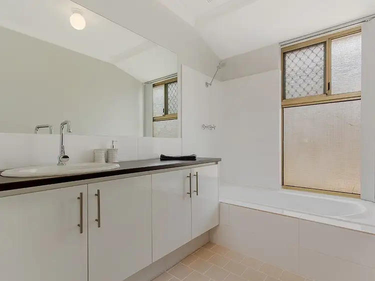 Seventh view of Homely house listing, 21 Dalrymple Drive, Leda WA 6170