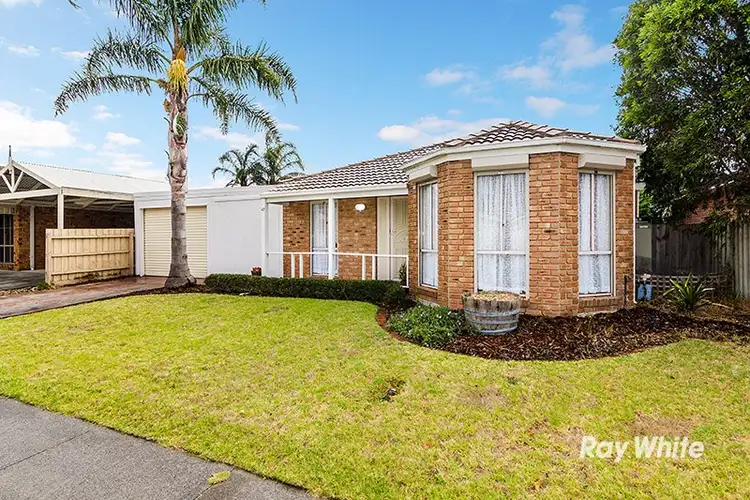 47 Hamilton Drive, Cranbourne North VIC 3977