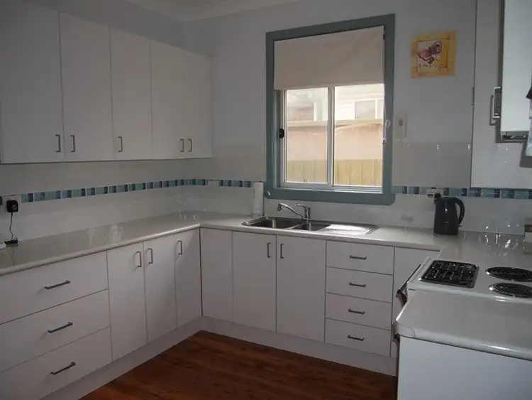 Fifth view of Homely house listing, 4 Reid Street, Parkes NSW 2870