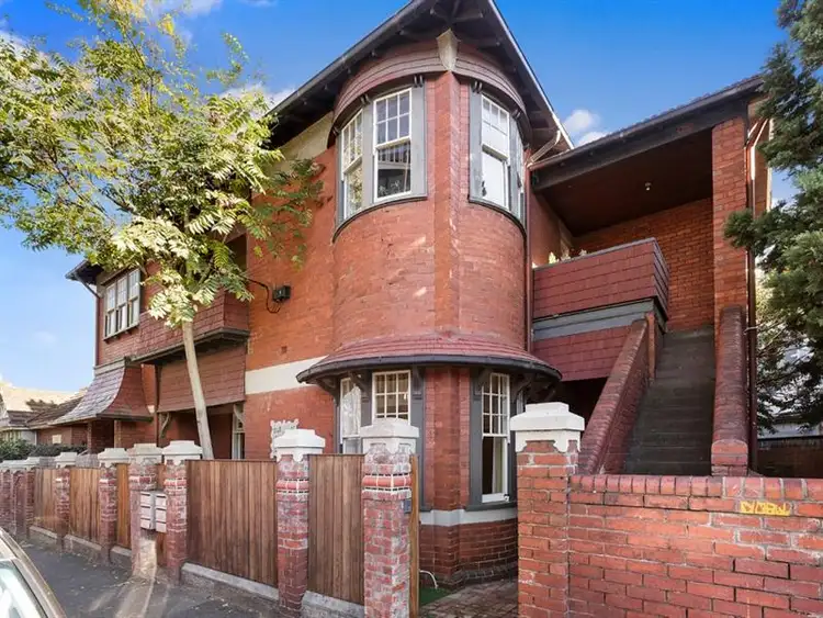 1/24 Belford Street, St Kilda VIC 3182