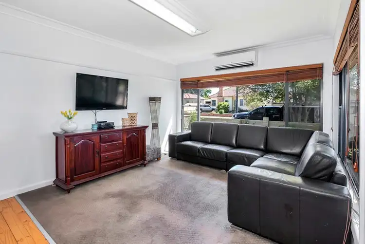 Second view of Homely house listing, 32 Prefect Street, Wendouree VIC 3355