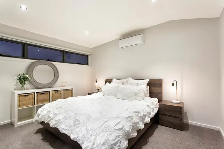 Sixth view of Homely townhouse listing, 2/5 Pell Street, Bentleigh East VIC 3165