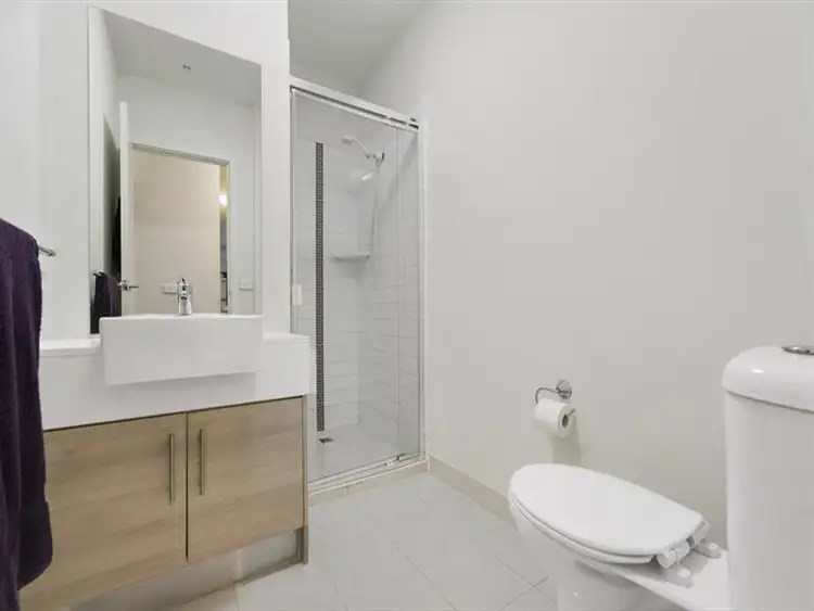 Fifth view of Homely apartment listing, 2/45 Rosstown Road, Carnegie VIC 3163