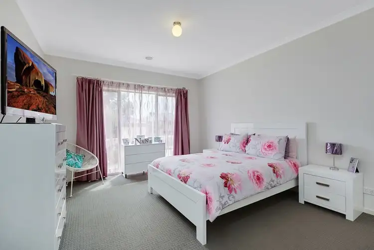 Sixth view of Homely house listing, 17 Yumbarra Parade, Wollert VIC 3750