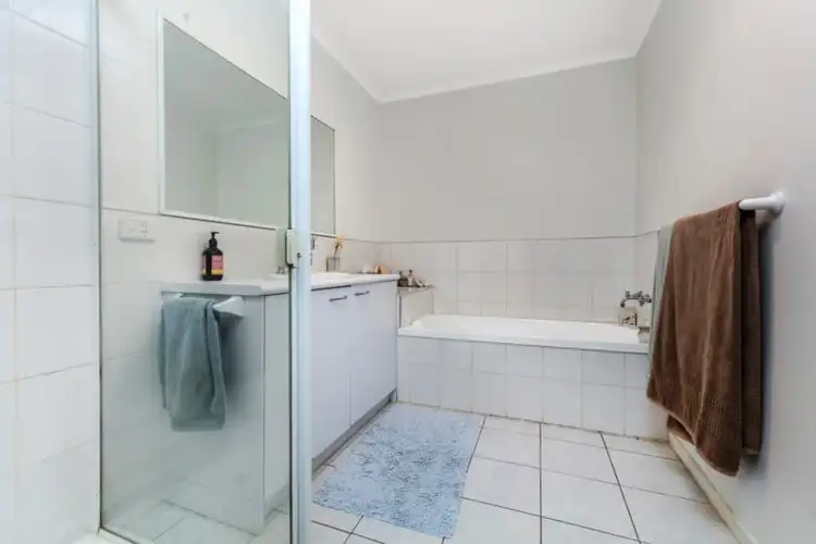 Sixth view of Homely unit listing, 4/3 Sassafras Drive, Frankston VIC 3199