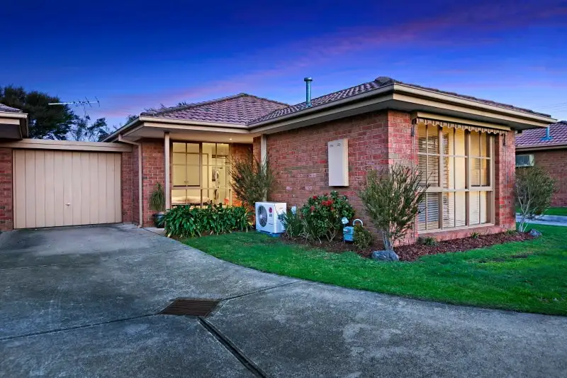 Main view of Homely unit listing, 2/2 George Street, Somerville VIC 3912