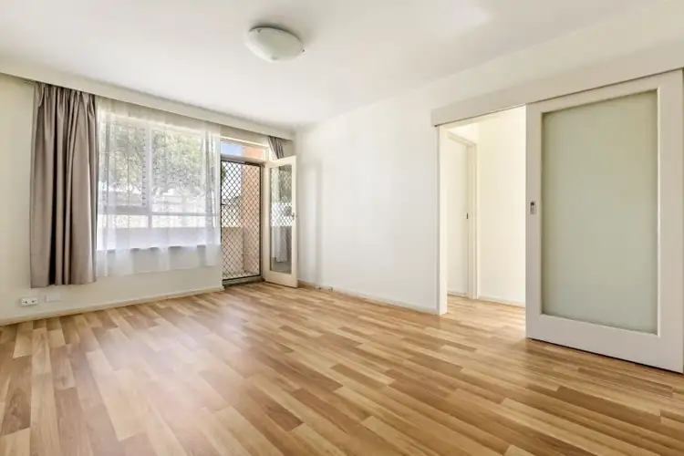 Third view of Homely apartment listing, 2/5 Greville Street, Huntingdale VIC 3166