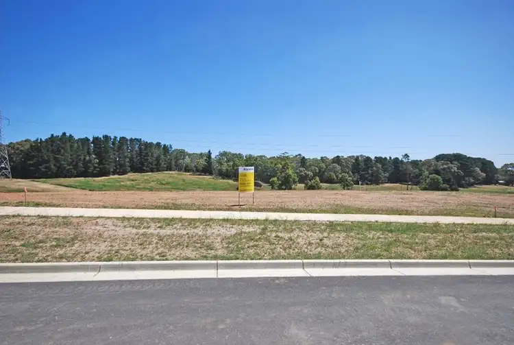 32 (Lot 51) Willowbank Way, Brown Hill VIC 3350