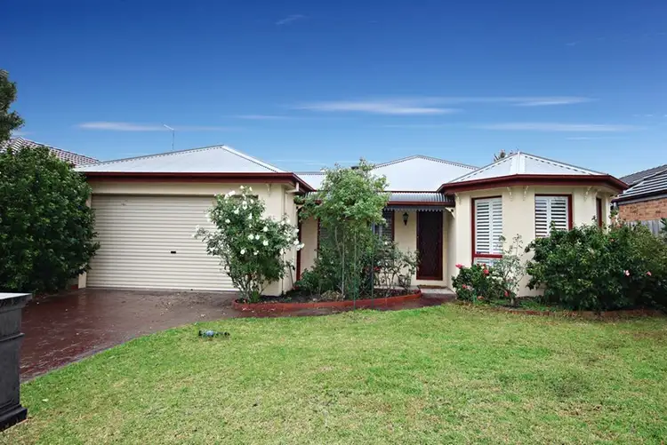 8 Teatree Place, Seabrook VIC 3028