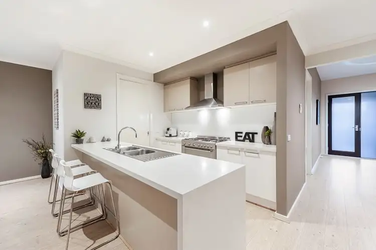 Second view of Homely house listing, 6 Cavalier Drive, Craigieburn VIC 3064