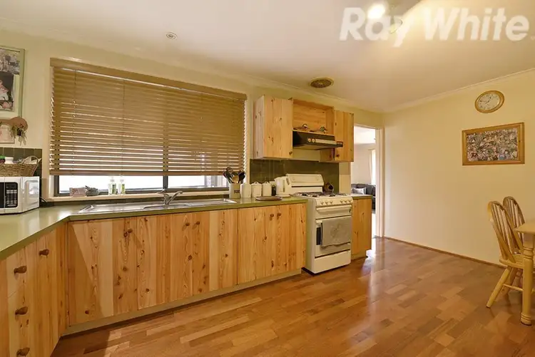 Third view of Homely house listing, 19 Haverstock Hill Close, Endeavour Hills VIC 3802