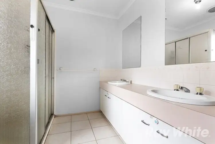Seventh view of Homely house listing, 11 Jason Close, Berwick VIC 3806