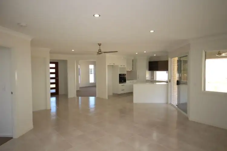 Fifth view of Homely house listing, 8 Karumba Cresent, Beerwah QLD 4519