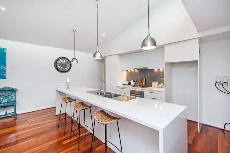 Fourth view of Homely house listing, 5 Hawick Place, Warrnambool VIC 3280