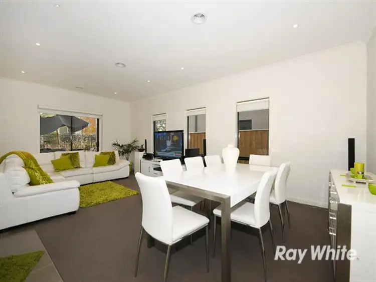 Sixth view of Homely house listing, 10 Lexington Square, Skye VIC 3977
