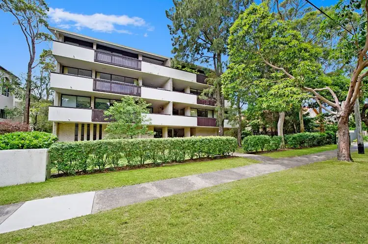 Second view of Homely apartment listing, 8/10-16 Onslow Street, Rose Bay NSW 2029