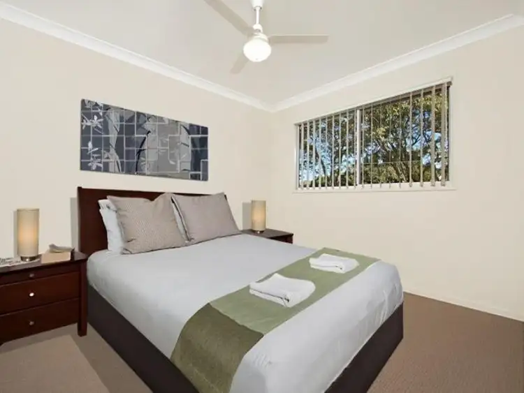 Third view of Homely house listing, 33 Violet Street, Wynnum QLD 4178