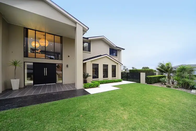 Second view of Homely house listing, 2 Honeyeater Drive, Blackbutt NSW 2529