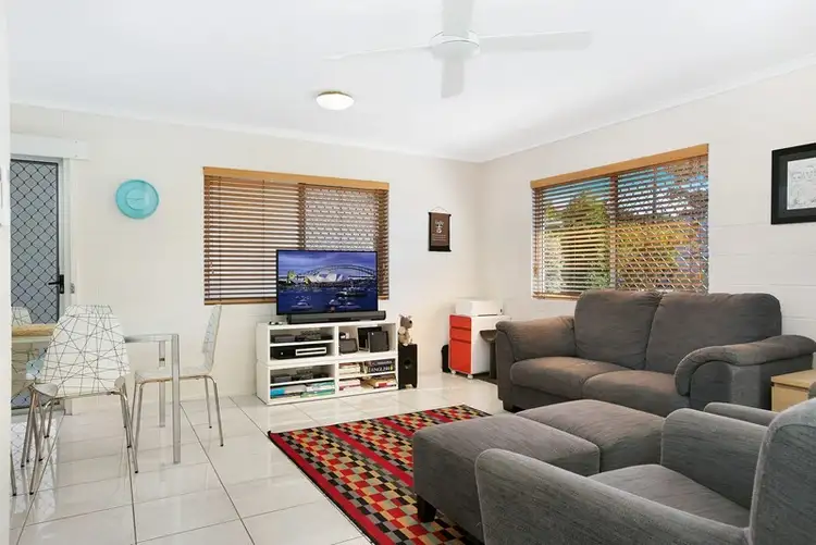 Fourth view of Homely other listing, 2/7 Hagen Close, Trinity Beach QLD 4879