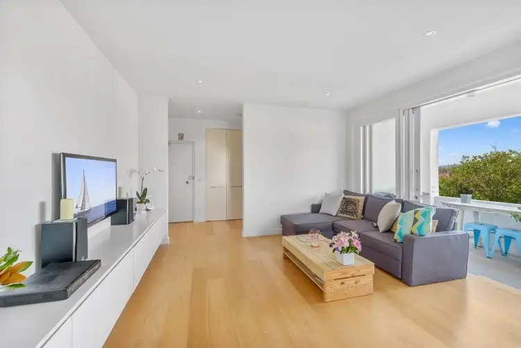 10/1 Lucius Street, Bondi Beach NSW 2026