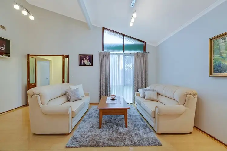 Fifth view of Homely house listing, 11 Bluegum Court, Mill Park VIC 3082