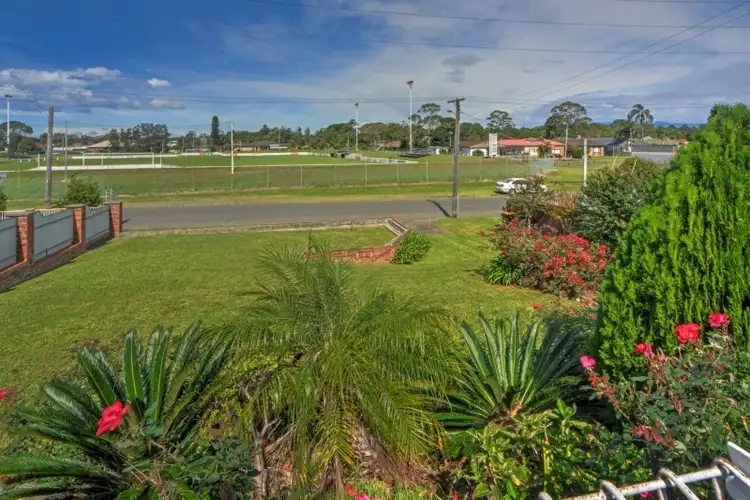Second view of Homely house listing, 27 Fairymeadow Parkway, Primbee NSW 2502