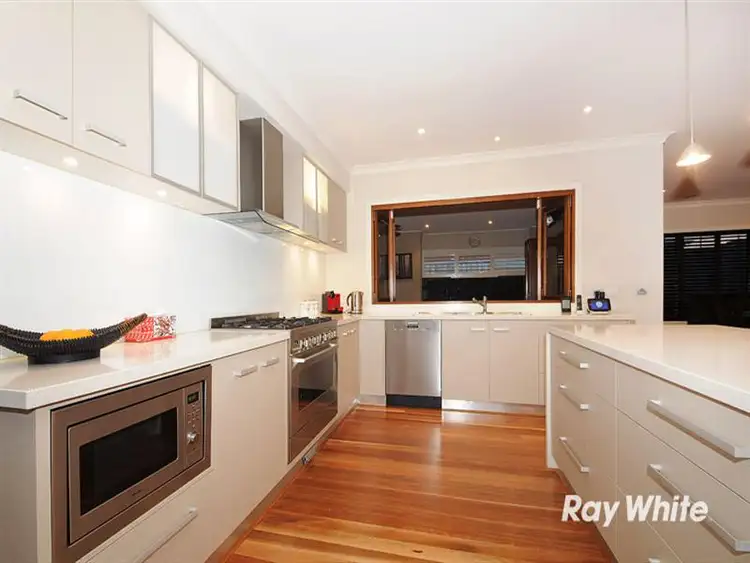 158 Settlers Run, Cranbourne South VIC 3977