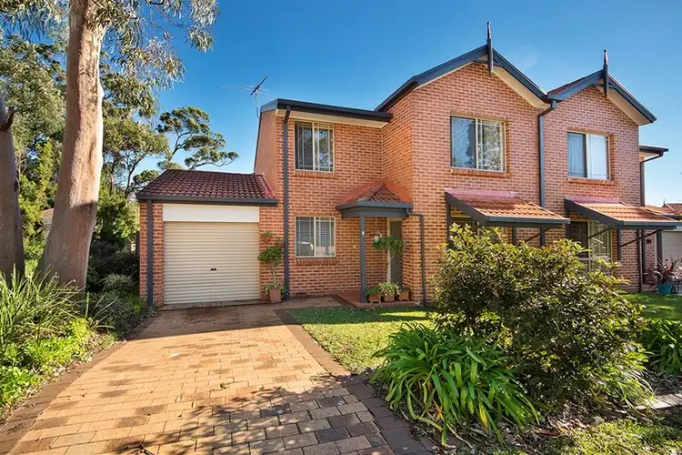 2/4 Owen Jones Row, Menai NSW 2234