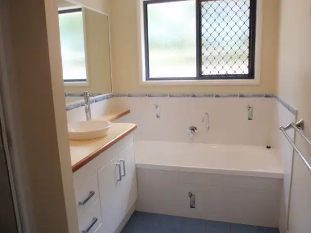Seventh view of Homely house listing, 5 Coombs Court, Emerald QLD 4720