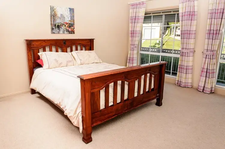 Second view of Homely house listing, 2 Cypress Cresent, Kelso NSW 2795