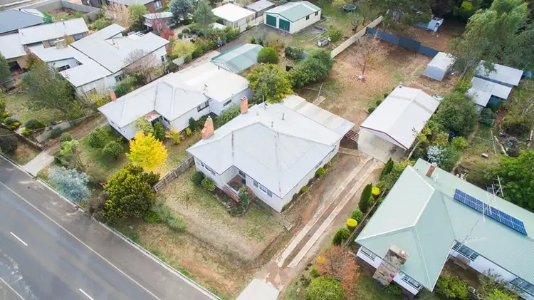 42 Ray Street, Castlemaine VIC 3450