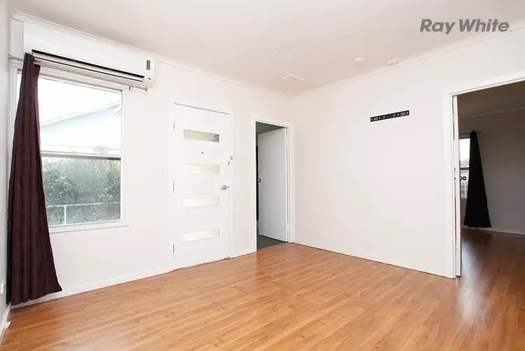 10 Thomas Street, Laverton VIC 3028