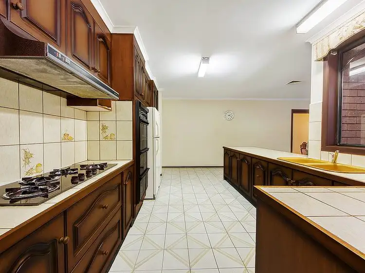Sixth view of Homely house listing, 304 Sunshine Avenue, Keilor Downs VIC 3038