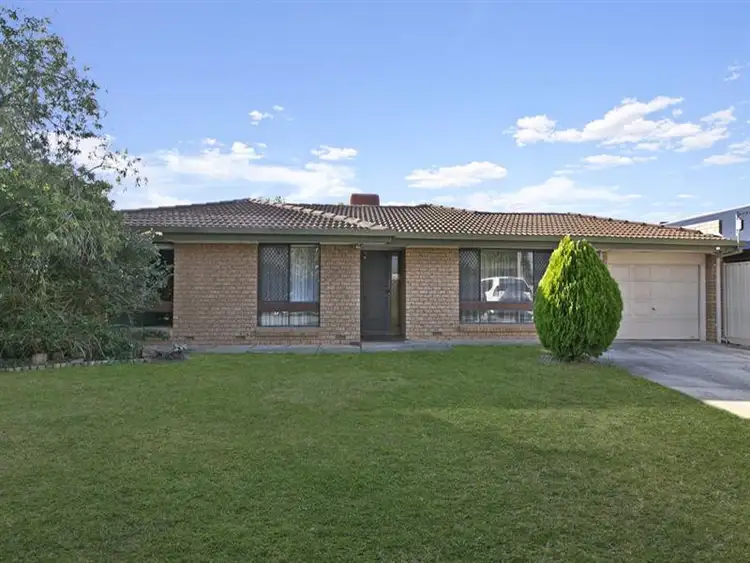 40 Hinkler Crescent, Modbury Heights SA 5092