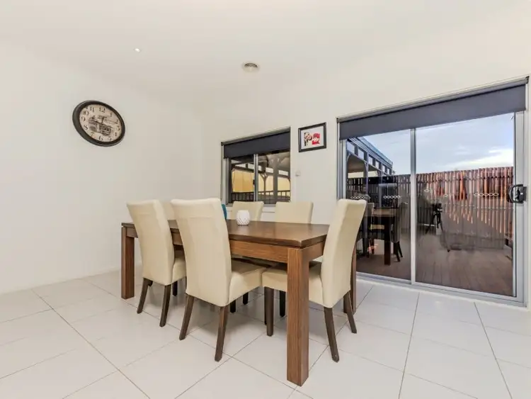 Fifth view of Homely unit listing, 2/5 Rainone Place, Tarneit VIC 3029