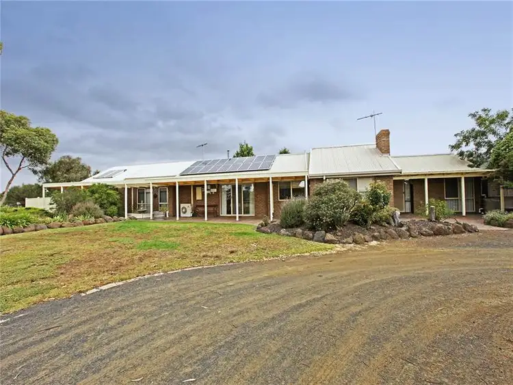 30 Clover Street, Lara VIC 3212