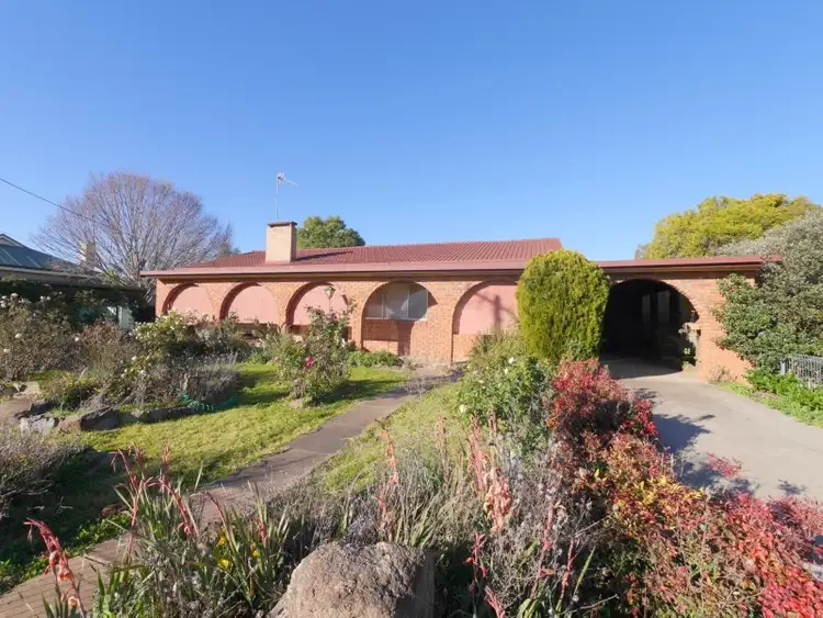 33 Kite Street, Cowra NSW 2794