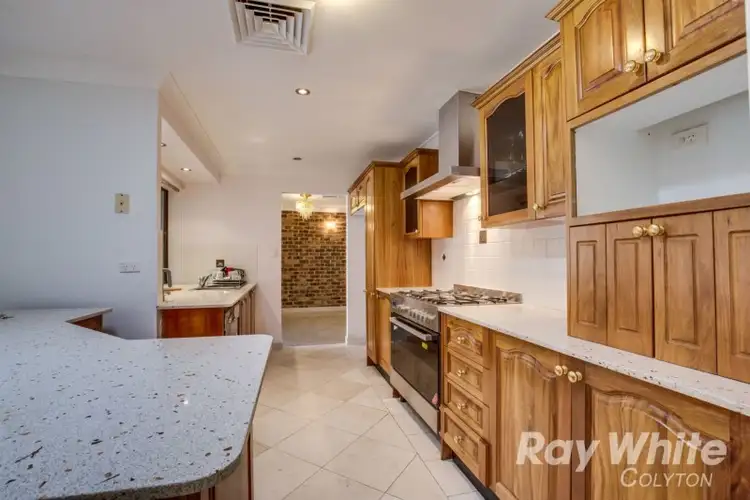 Fifth view of Homely house listing, 9 Morningbird Close, St Clair NSW 2759