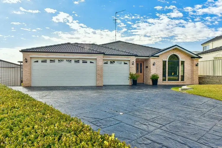 13 Persoonia Close, Mount Annan NSW 2567