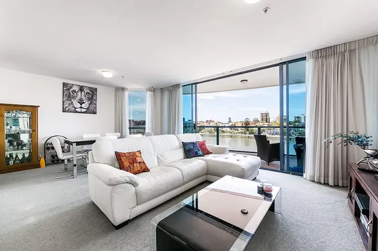 Second view of Homely unit listing, 26/8 Goodwin Street, Kangaroo Point QLD 4169