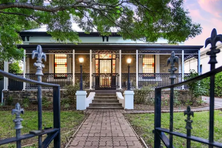 11 Churchill Road, Ovingham SA 5082