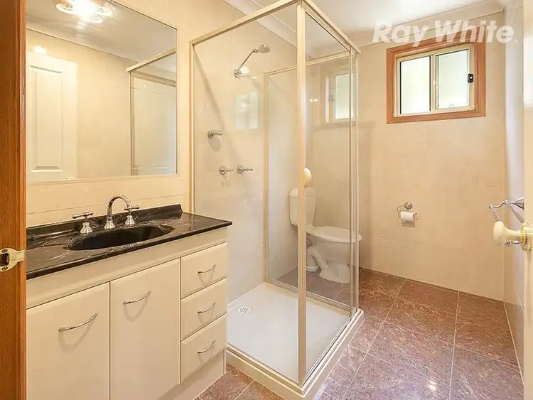 Seventh view of Homely house listing, 5 Grandeur Place, East Albury NSW 2640