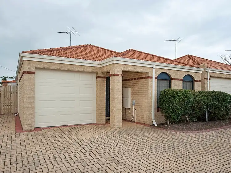 Fifth view of Homely house listing, 1/39 Cooper Street, Mandurah WA 6210