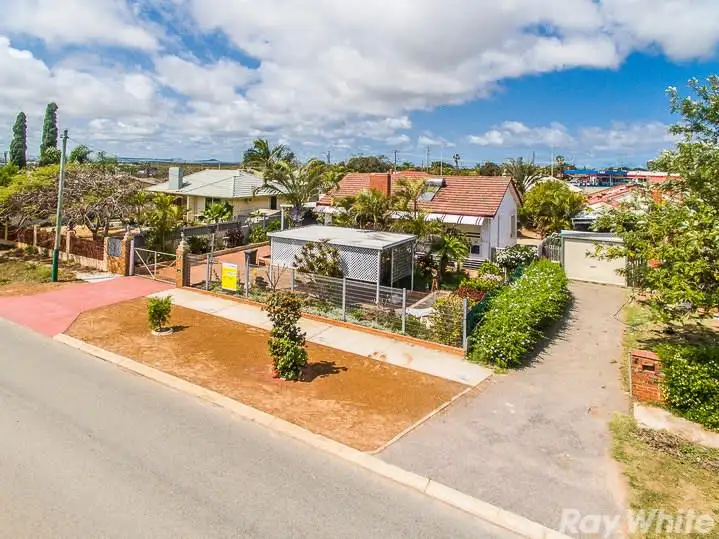 Fifth view of Homely house listing, 8 Lantana Street, Rangeway WA 6530