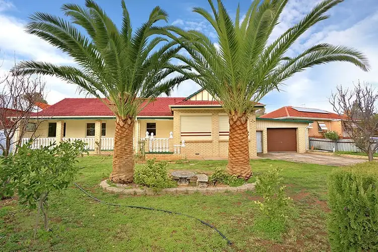 10 Thornton Street, Elizabeth East SA 5112