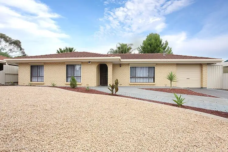 12 Baldina Crescent, Craigmore SA 5114