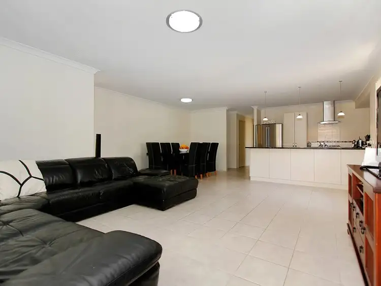 43a Ivanhoe Street, Morley WA 6062