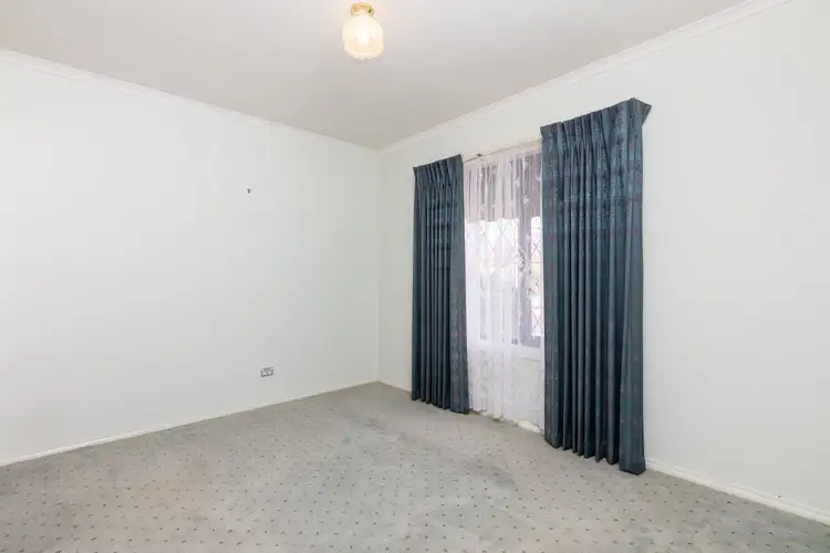 Seventh view of Homely house listing, 8 Brooks Drive, Mildura VIC 3500