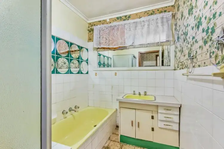 Fifth view of Homely house listing, 121 Bloomfield Road, Keysborough VIC 3173